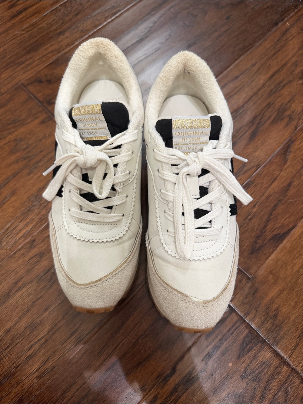 Vintage Havana White Black Athletic Sneakers - Picture 2 of 5